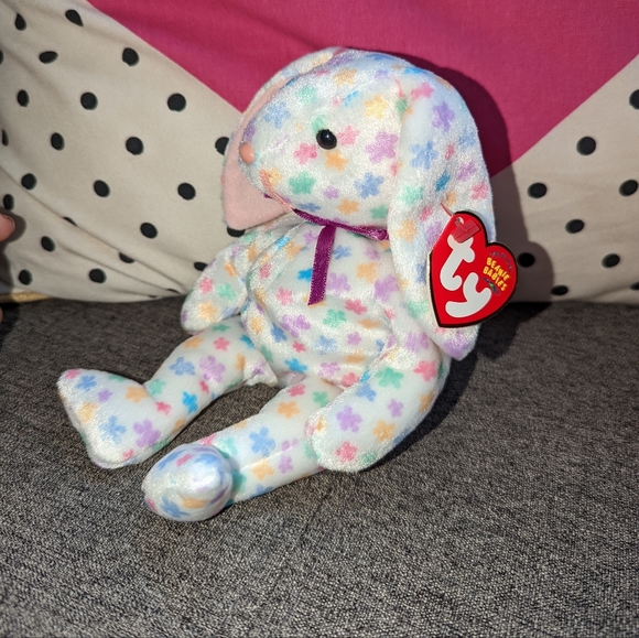 Ty Beanie Babies Lot of 2- Springfield/ Eggerton Bunnies w tags. - Picture 7 of 8